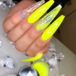 Neon nails