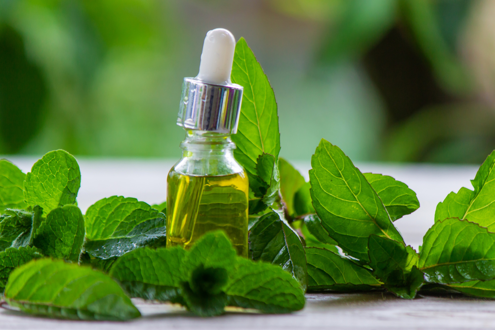 5 Oil For Hair Growth: Peppermint Oil